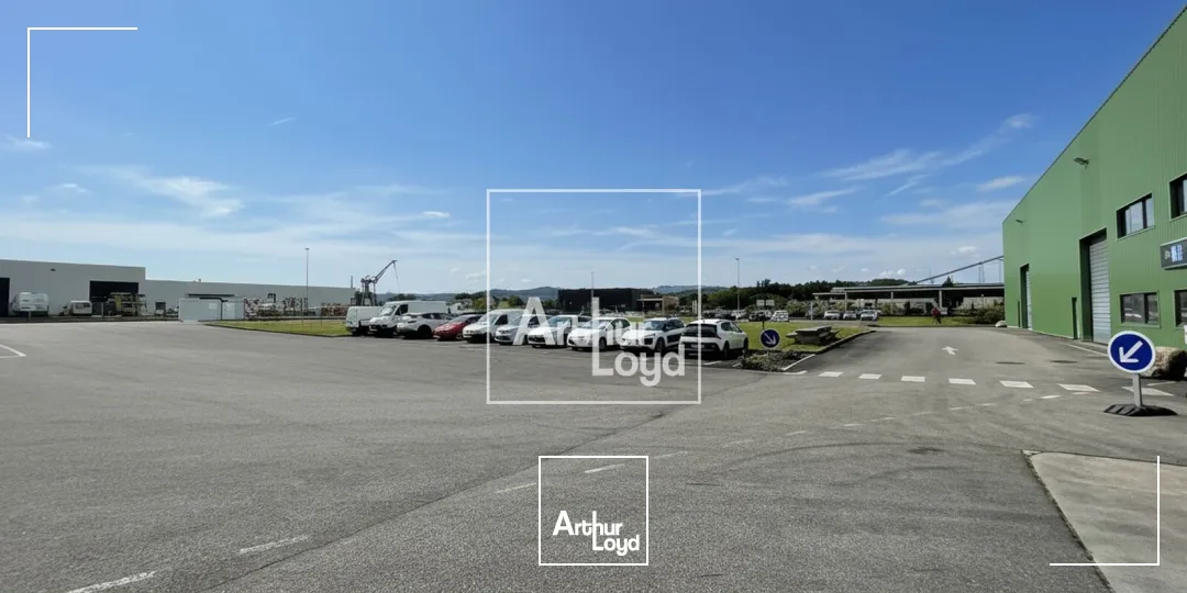 Ténement exceptionnel 22&nbsp;698 m² sur terrain de plus de 10 HA