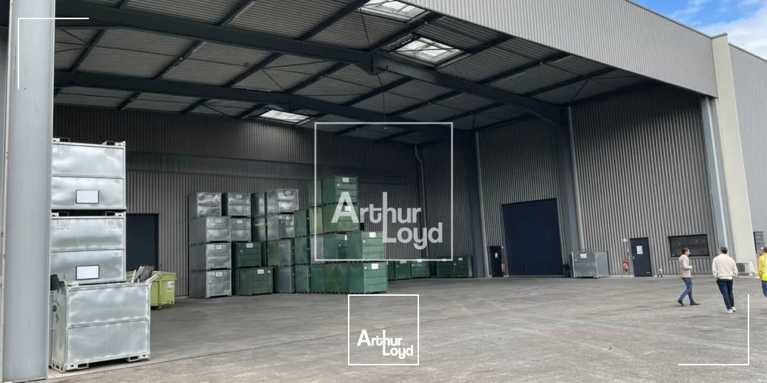 Ténement exceptionnel 22&nbsp;698 m² sur terrain de plus de 10 HA