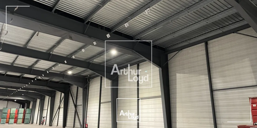 Ténement exceptionnel 22&nbsp;698 m² sur terrain de plus de 10 HA