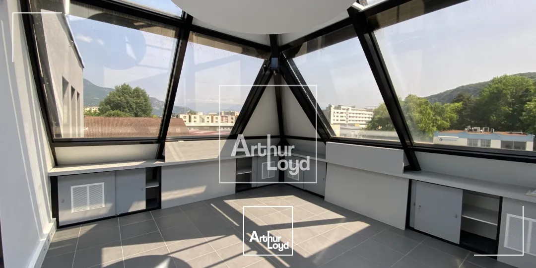 bureaux a louer divisibles à Sassenage 