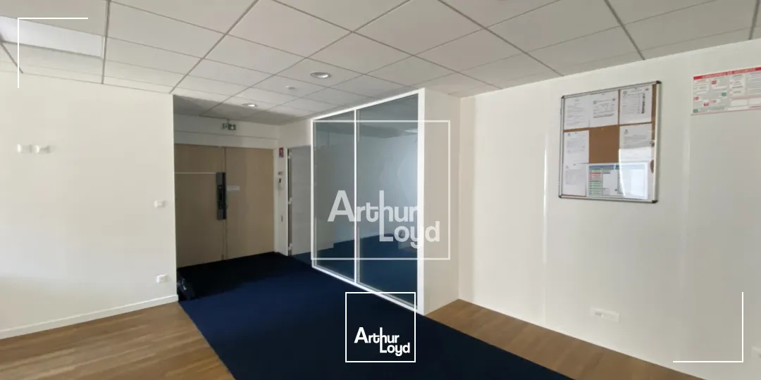 2 BUREAUX A LOUER DE 334 M² - SECTEUR PALAIS DE JUSTICE A GRENOBLE 