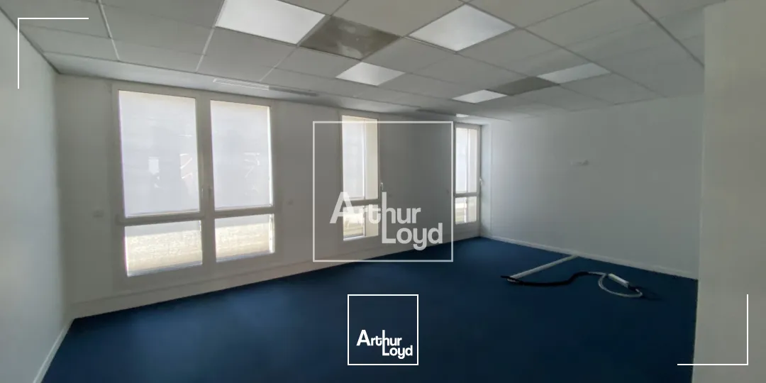 2 BUREAUX A LOUER DE 334 M² - SECTEUR PALAIS DE JUSTICE A GRENOBLE 