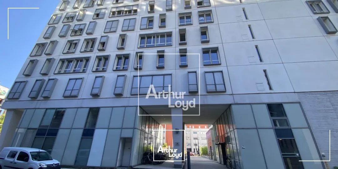 2 BUREAUX A LOUER DE 334 M² - SECTEUR PALAIS DE JUSTICE A GRENOBLE 