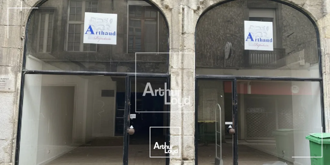 COMMERCE DE 113 m² A LOUER A GRENOBLE CENTRE VILLE 
