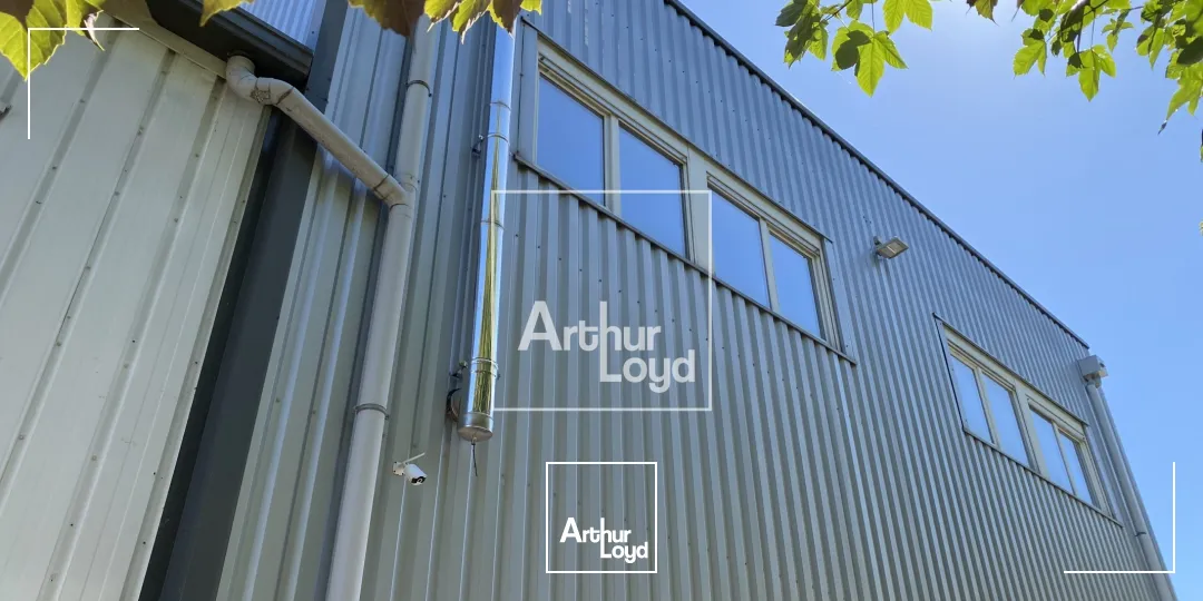 BUREAUX 100 M² A VENDRE OU A LOUER - VARCES 