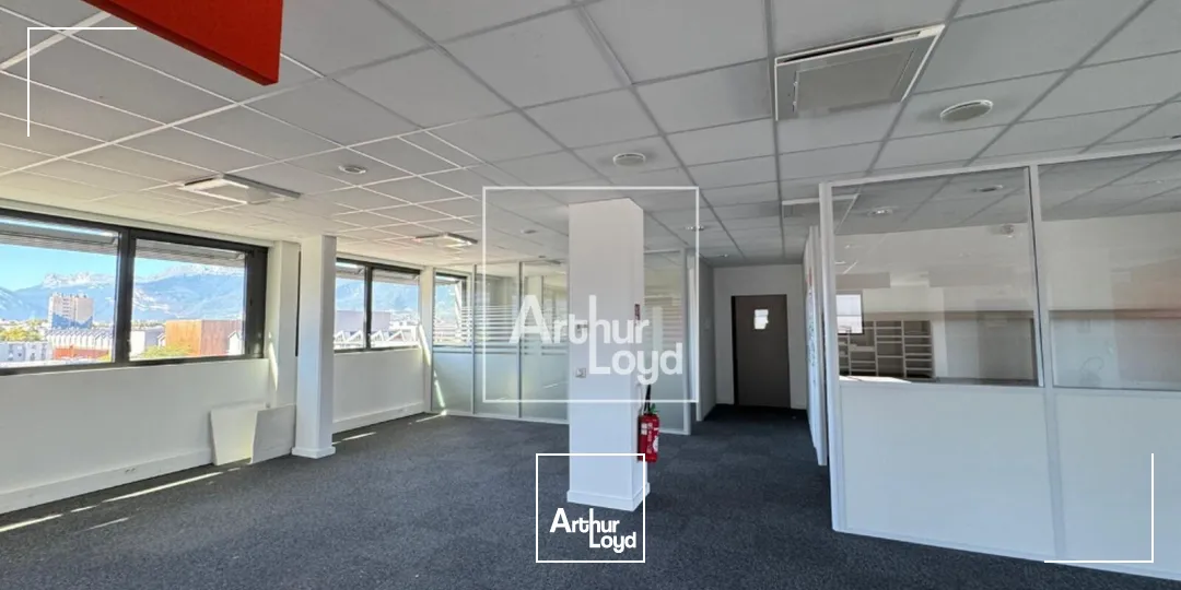 BUREAUX A LOUER 4ème ETAGE - 253 m² - SMH