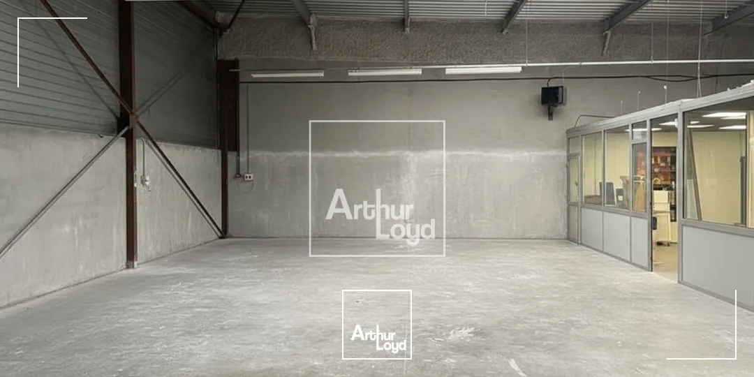 local d'activité - Négoce 347 m² environ