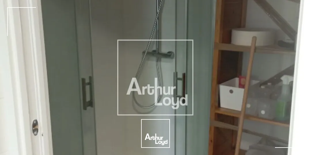 BUREAUX DE STANDING A LOUER A MEYLAN - 151 m²