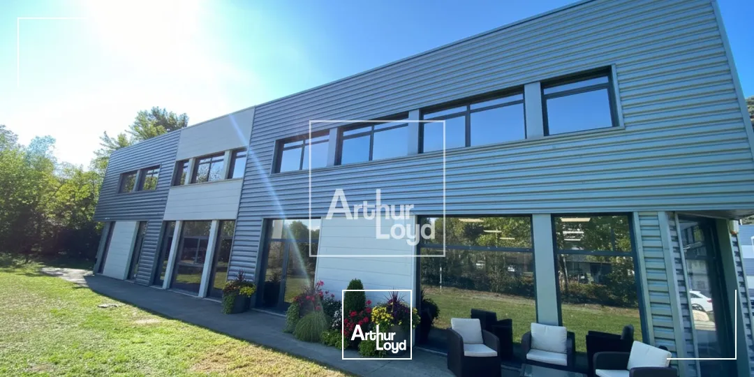 BUREAUX A VENDRE OU A LOUER - ESPACE COMBOIRE 