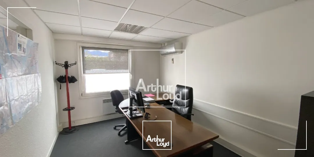 BUREAUX A LOUER 260 M² A SEYSSINET-PARISET 