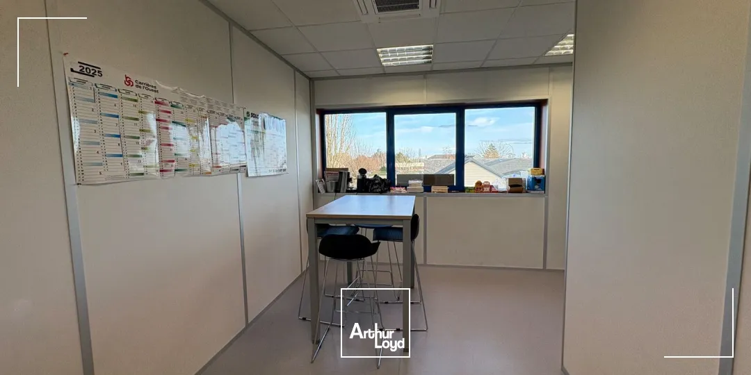 Locaux d'activité & Entrepôts - Location - LA CHAPELLE SAINT MESMIN - 45380 - 383-383 - 7589085