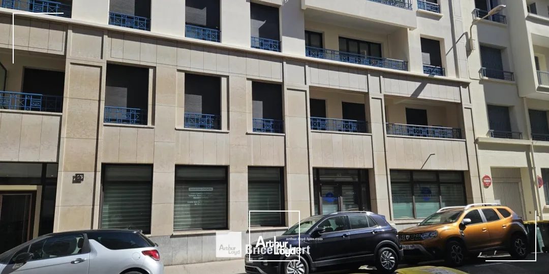 A louer - Bureaux en rez-de-chaussée - Lyon 6ème