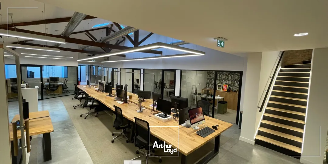 A vendre - Bureaux atypiques avec cour intérieure - Lyon 9ème Valmy