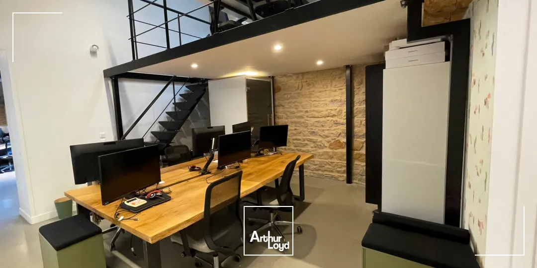 A vendre - Bureaux atypiques avec cour intérieure - Lyon 9ème Valmy