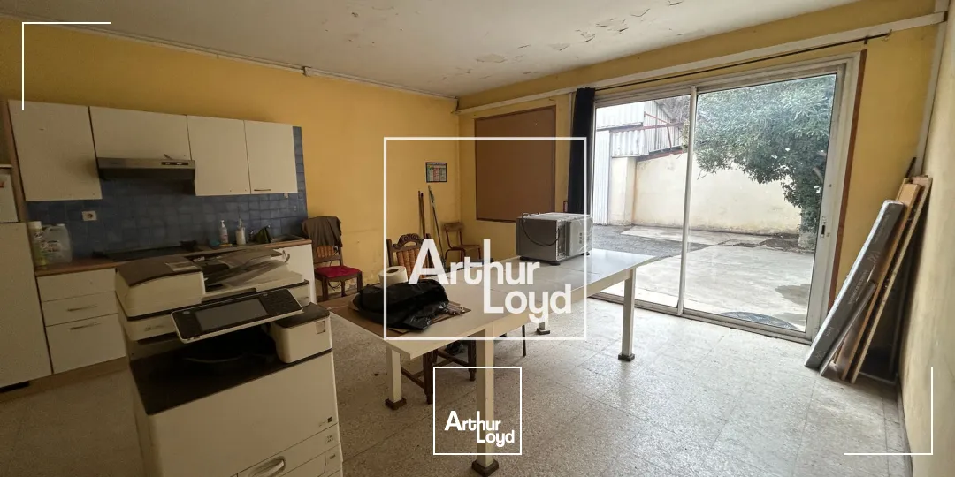 Locaux commercial avec terrain - A Vendre - Narbonne proche autoroute