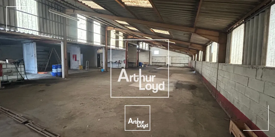 Locaux commercial avec terrain - A Vendre - Narbonne proche autoroute