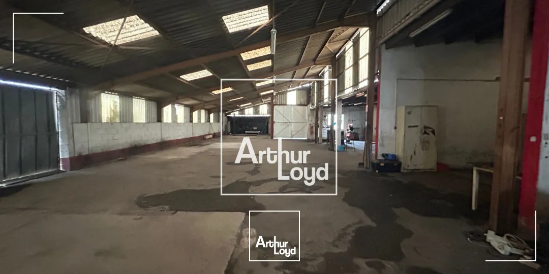 Locaux commercial avec terrain - A Vendre - Narbonne proche autoroute