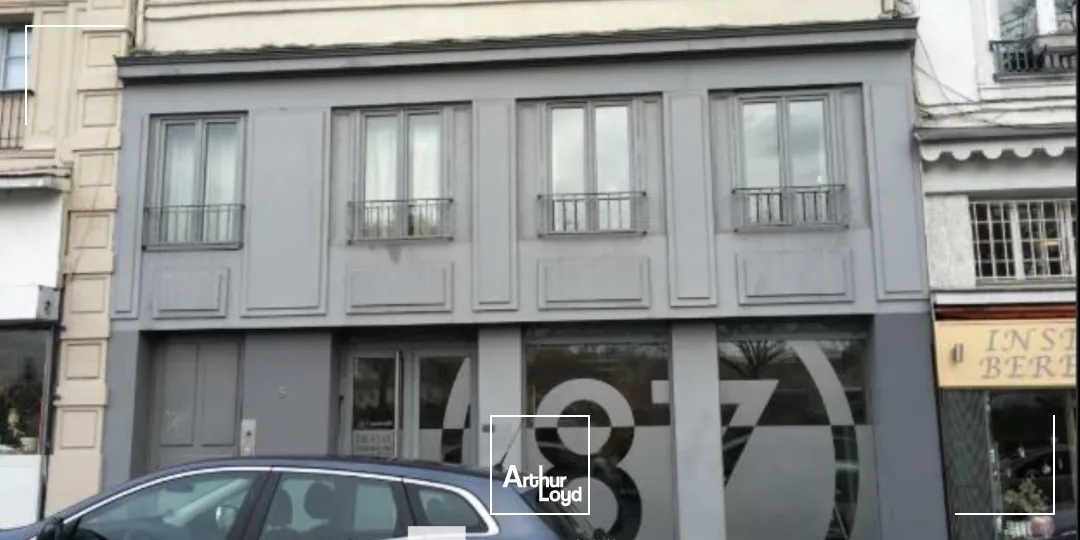 A louer - bureaux en rez de chaussée - Lyon 7ème