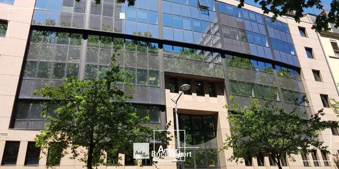 A louer - L'EUROPEEN - Bureaux lumineux - Lyon 3ème Part-Dieu