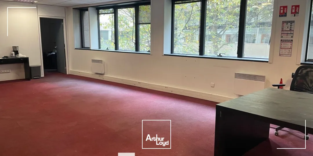 A louer - L'EUROPEEN - Bureaux lumineux - Lyon 3ème Part-Dieu