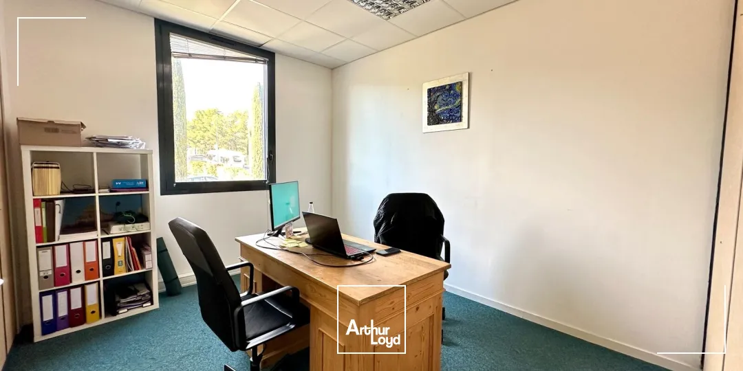 Bureaux de bon standing avec parking disponible