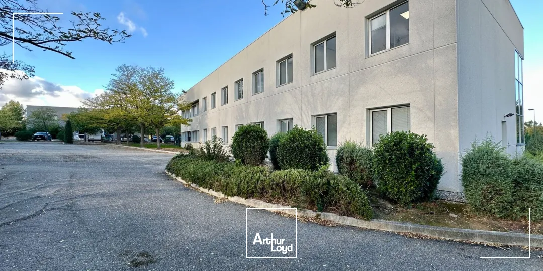 DEUX SURFACES DE BUREAUX À LOUER AIX LA DURANNE 