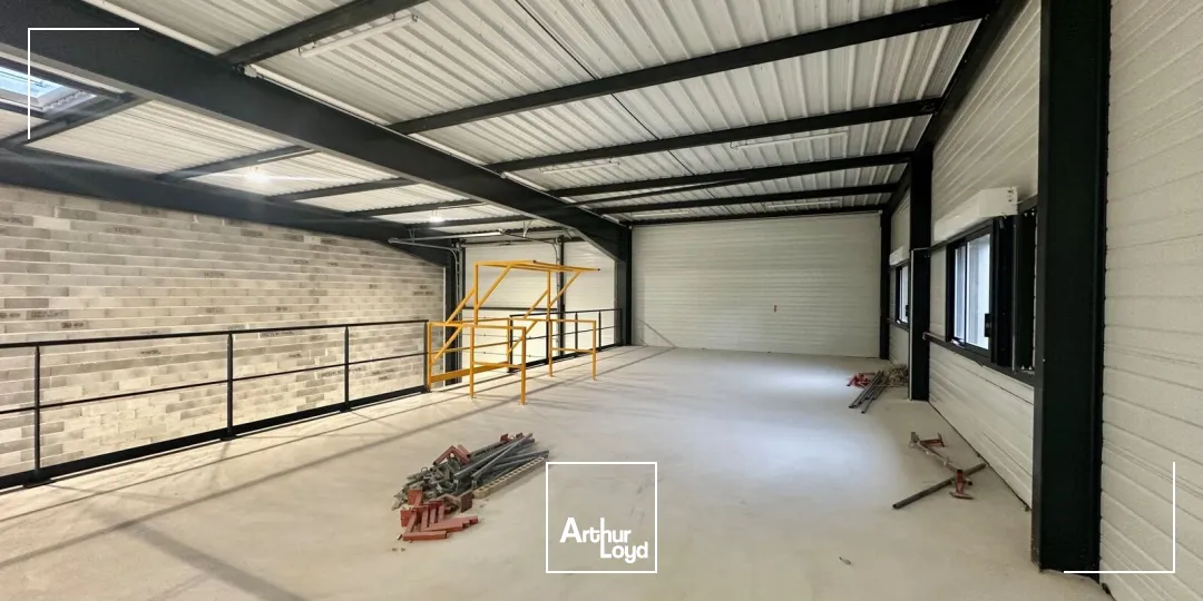 Locaux d'activités à LOUER sur la ZI AVON à GARDANNE