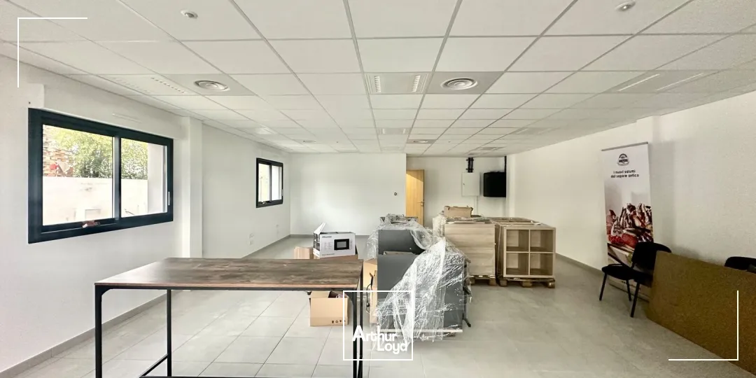 Locaux d'activités à LOUER sur la ZI AVON à GARDANNE