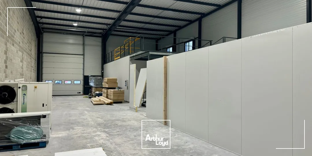 Locaux d'activités à LOUER sur la ZI AVON à GARDANNE