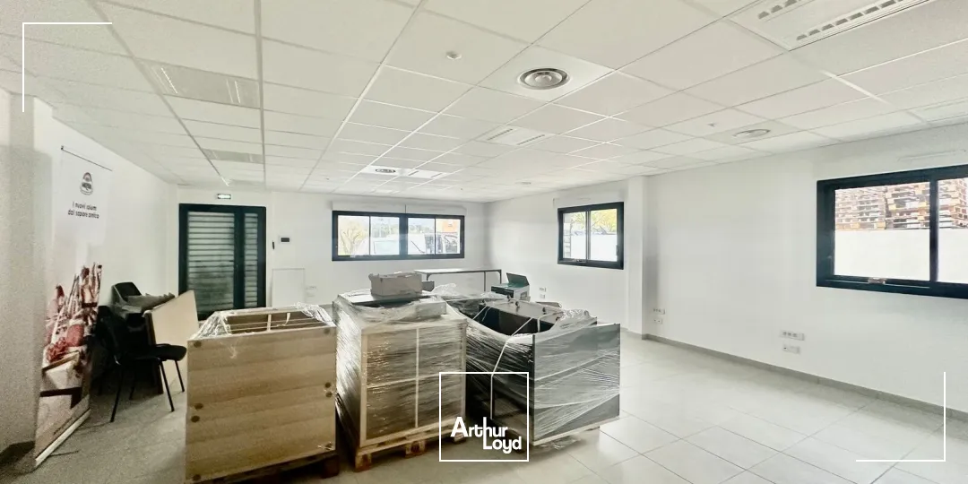 Locaux d'activités à LOUER sur la ZI AVON à GARDANNE