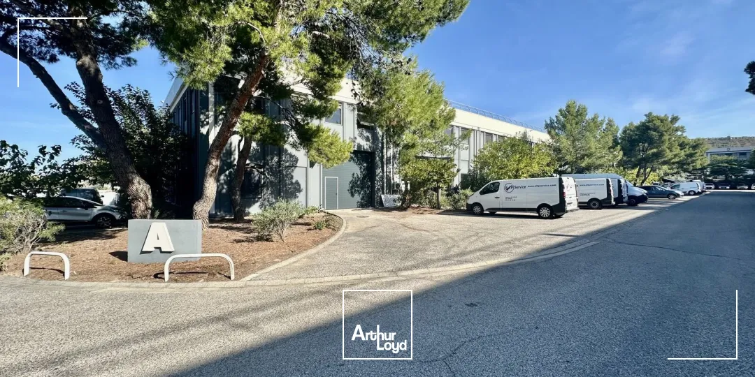 Locaux d'activité & Entrepôts - Location - VITROLLES - 13127 - 908-3213 - 7593216