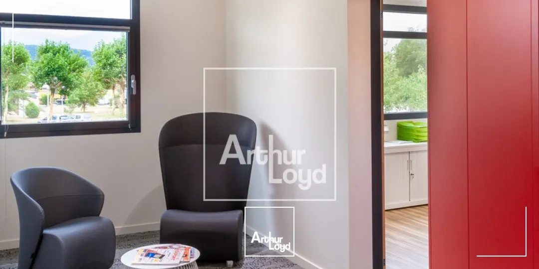 BUREAUX A VENDRE OU A LOUER - ESPACE COMBOIRE 