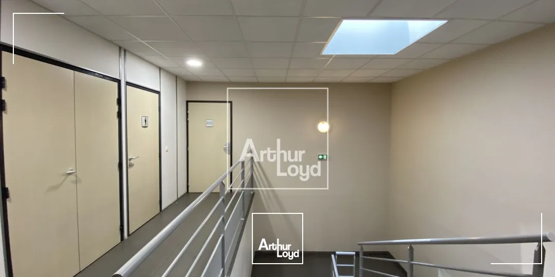 BUREAUX A VENDRE OU A LOUER - ESPACE COMBOIRE 