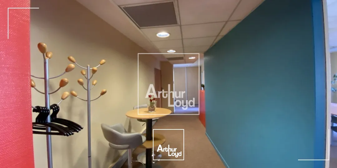 BUREAUX A VENDRE 155 m² - MONTBONNOT 