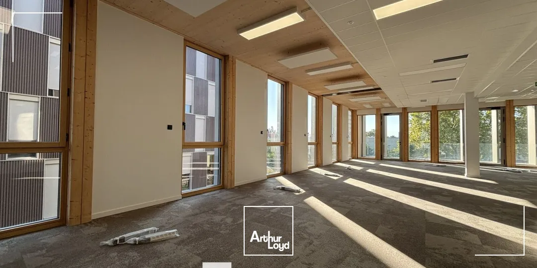 A louer - EASTWOOD - Bureaux neufs - Vaulx-en-Velin 