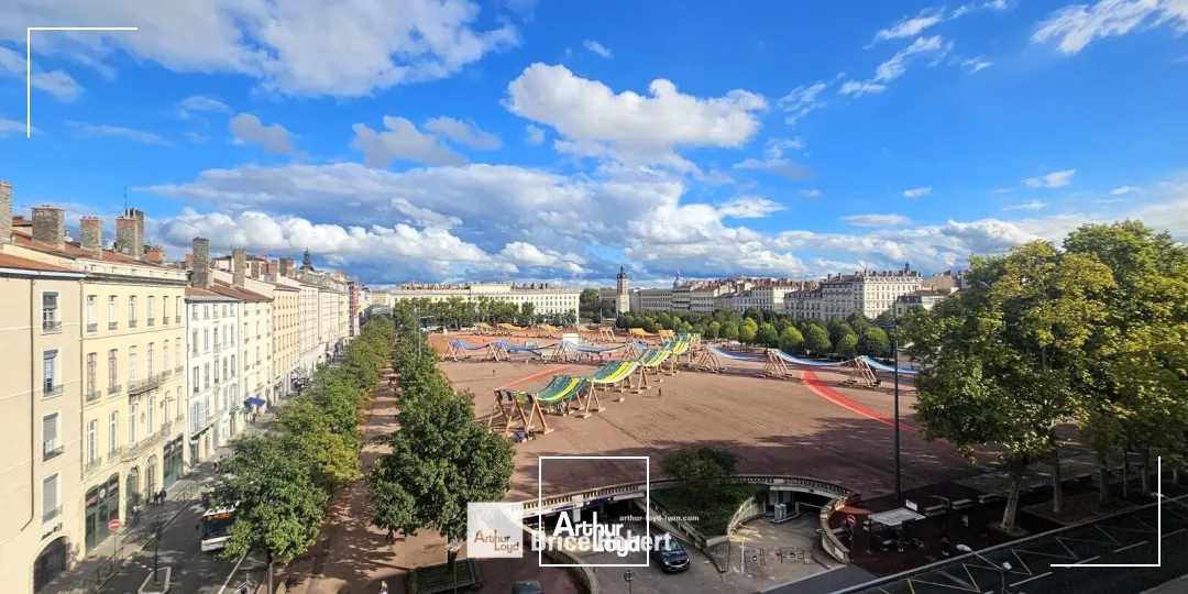 A louer - Bureaux de prestige Place Bellecour - Lyon 2ème 