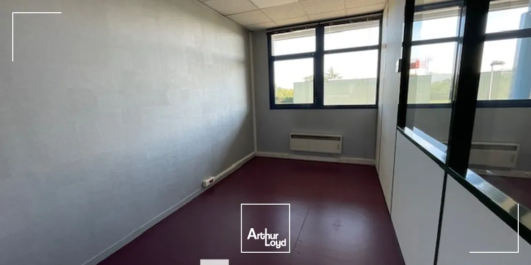 A louer - ACTIVILLAGE - Bureaux lumineux - Bron
