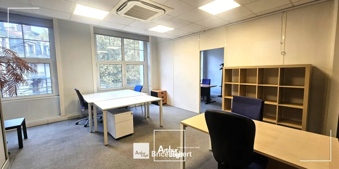 A louer - Bureaux en étage élevé - Lyon 6ème Brotteaux 
