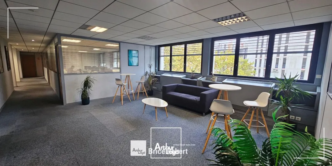 A louer - LES VIKINGS - Bureaux flexibles - Villeurbanne 