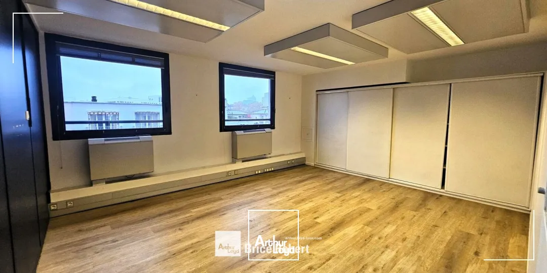 A louer - LE JARDIN SUEDOIS - Bureaux flexibles - Lyon 8ème