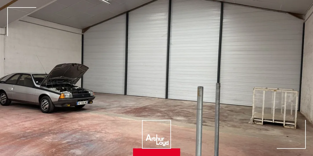 Locaux d'activité & Entrepôts - Location - AMPLEPUIS - 69550 - 300-300 - 7594122