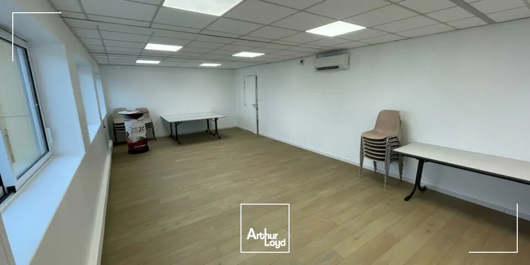 A LOUER BUREAU DE 38 m² - LES ESSARTS EN BOCAGE