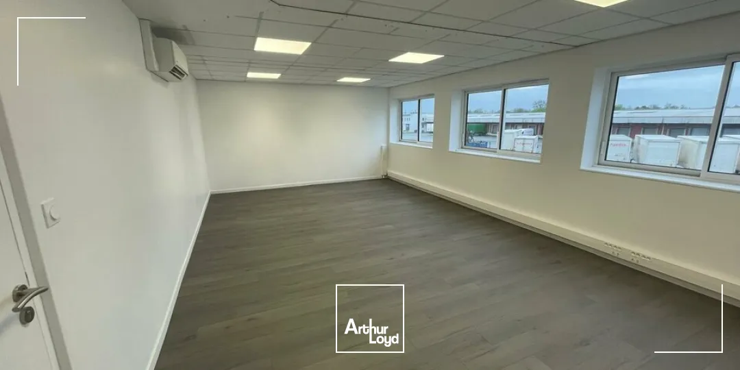 À louer  Bureau de 28 m² aux Essarts avec accès PMR