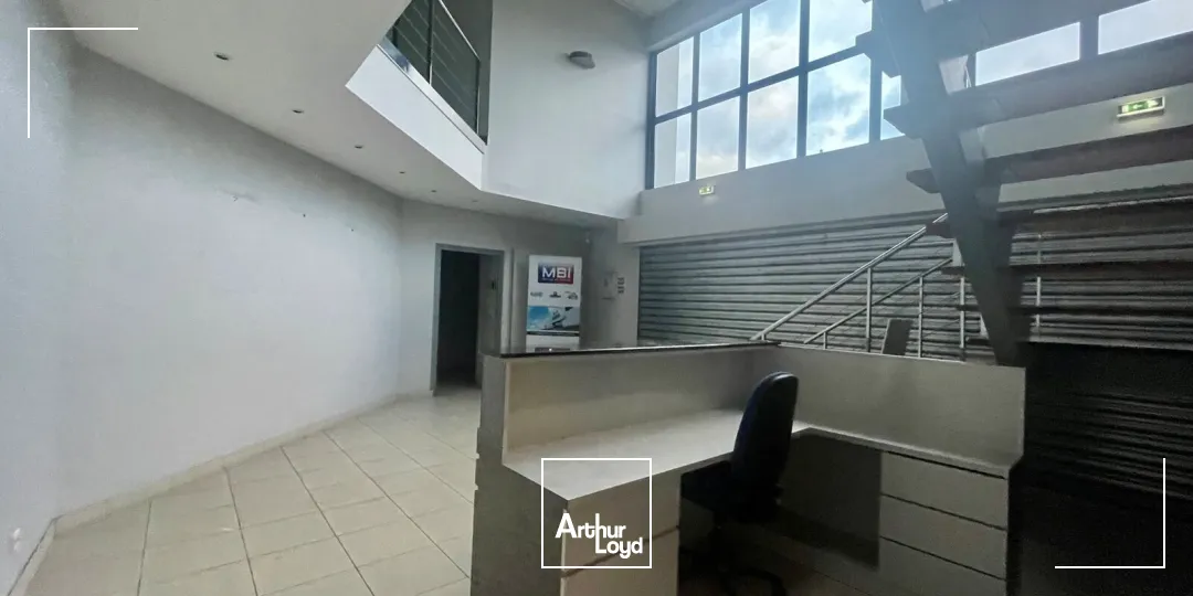 Locaux d'activité à louer à LA VAUPALIERE 76150