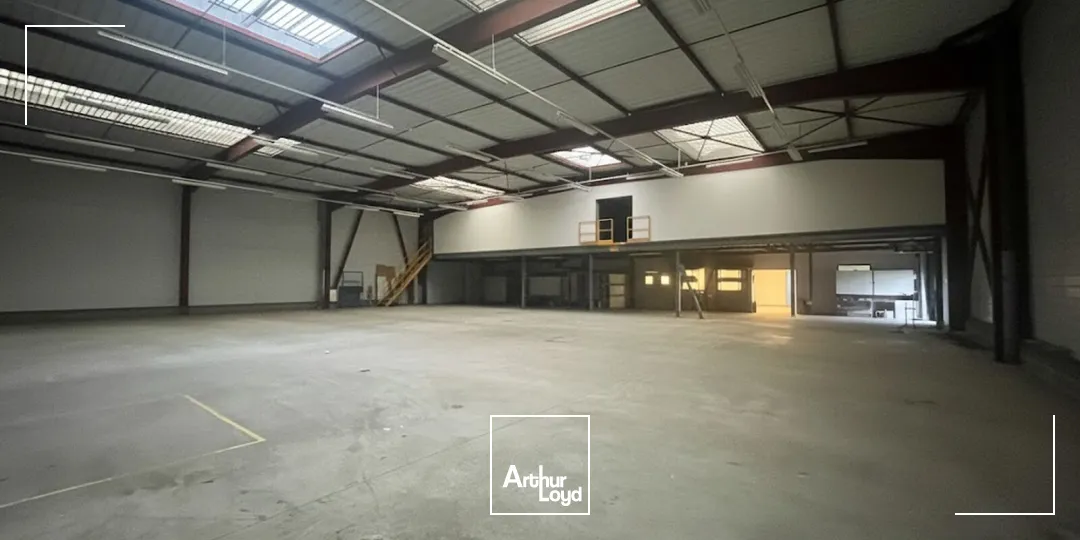 Locaux d'activité à louer à LA VAUPALIERE 76150