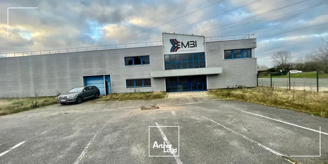 Locaux d'activité à louer à LA VAUPALIERE 76150