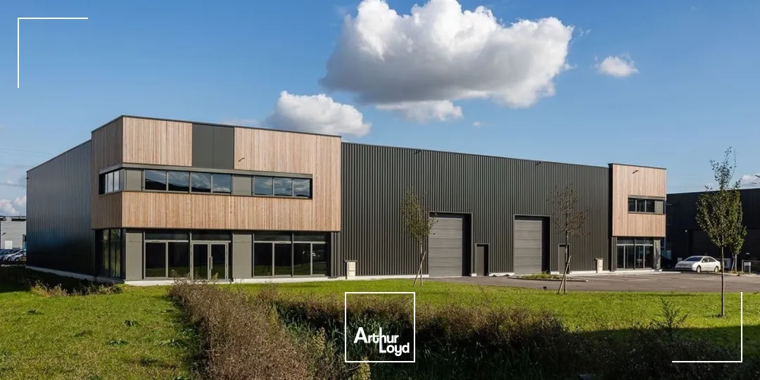 A vendre, à louer, locaux d'activités neufs, La Chapelle d'Armentières. 