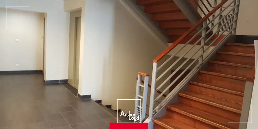 Bureaux aménagés et climatisés, en rez-de-chaussée à louer au sud de Villefranche sur Saône 