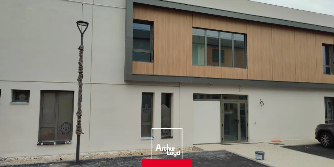 A VENDRE - Bureaux neufs - TREVOUX (01600)