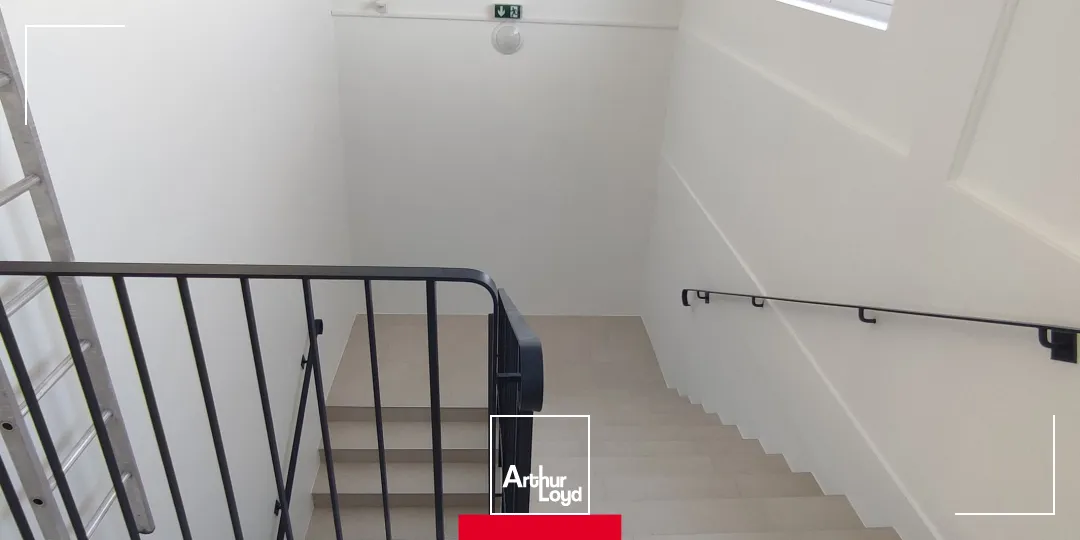 Surface de bureaux à vendre à Villefranche sur Saône, accès PMR, parking.